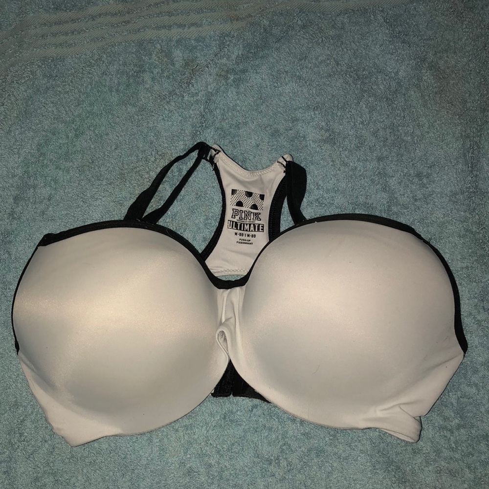 PINK ultimate sports bra